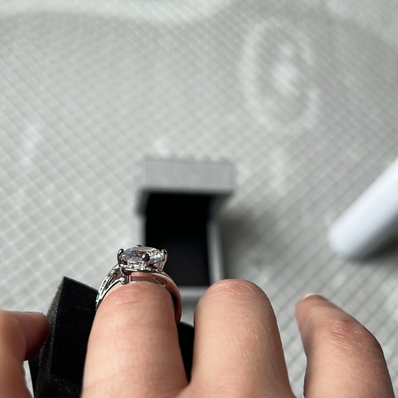 Swirl pave ring - Picture 4 of 7